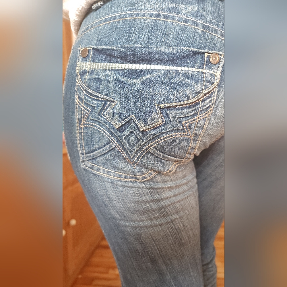 Jeans - Picture 3 of 3